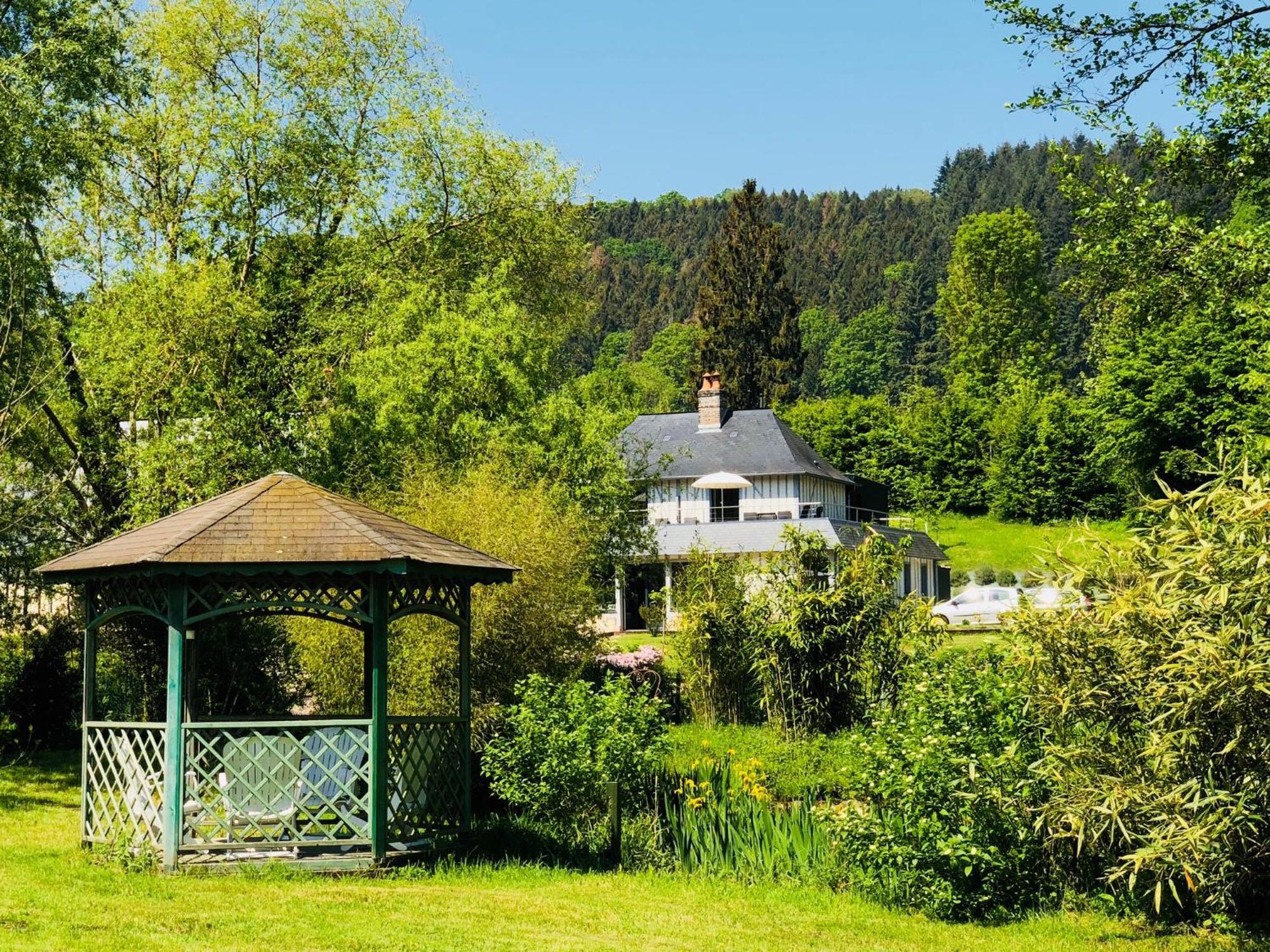 Domaine Le Hetrey Bed & Breakfast Toutainville Exterior photo